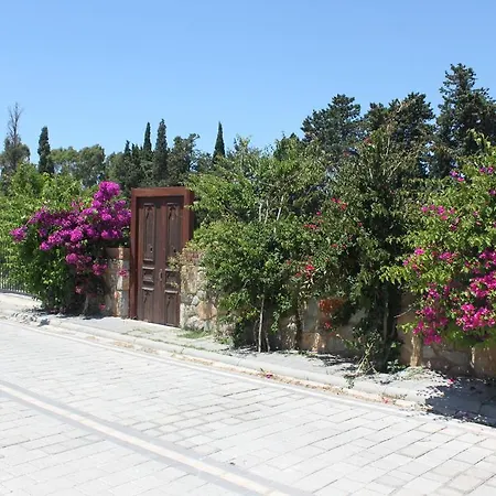 Rose Garden Apartment